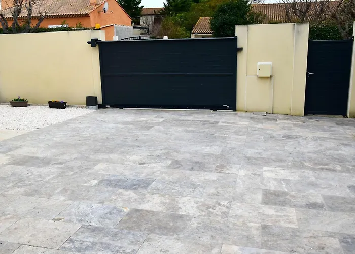 Avec Jardin Et Parking Privatif Clos Apartmán